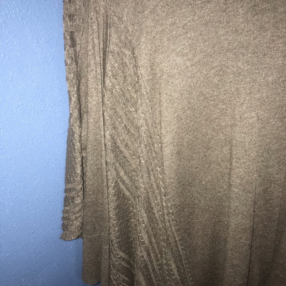 Shawl - Picture 2 of 3